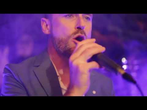 Simon Laurence Music - Wedding DJ and Live Music in Italy